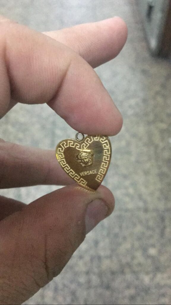 Vendo alianças em ouro rep1